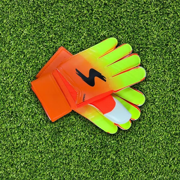 Hot Sale Latex Soccer Goalkeeper Football Gloves - Image 4