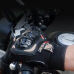 Winter Waterproof Motorcycle Gloves, Warm Touchscreen - Image 2